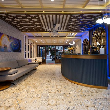 Castle Old Town Hotel Antalya Exterior photo