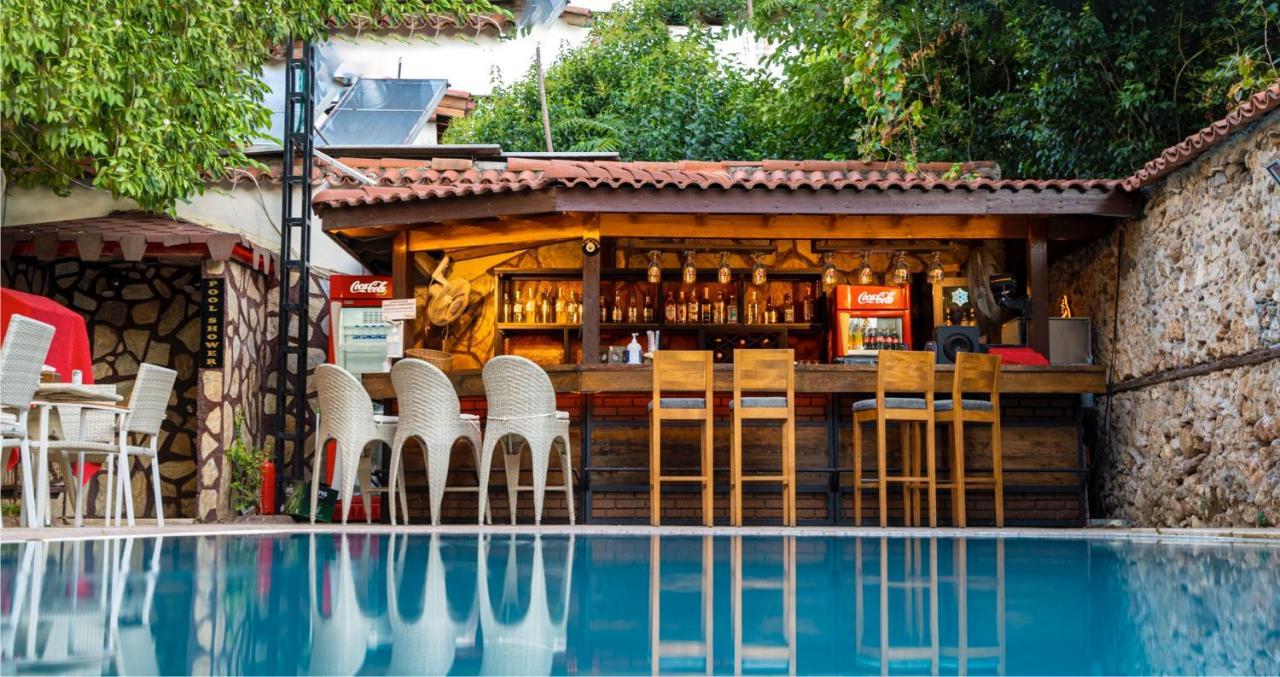 Castle Old Town Hotel Antalya Exterior photo
