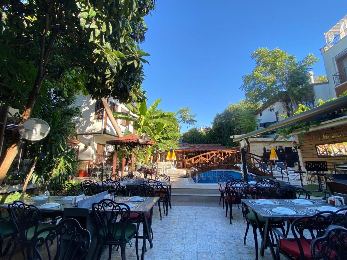Castle Old Town Hotel Antalya Exterior photo