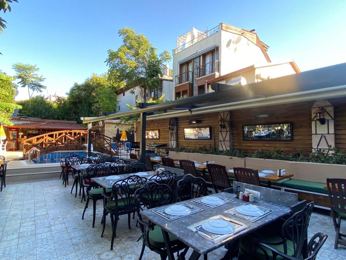 Castle Old Town Hotel Antalya Exterior photo